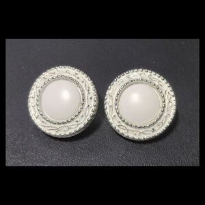 Vintage Silver and White Clip On Earrings